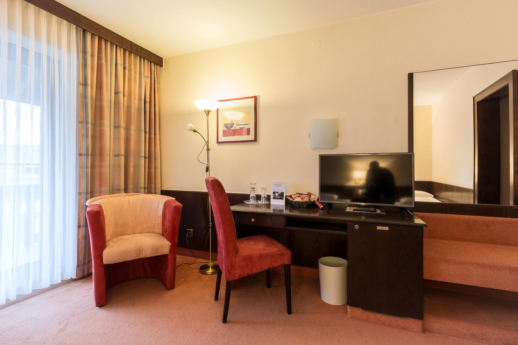 Parkhotel Frankfurt-Roedermark رودغاو المظهر الخارجي الصورة