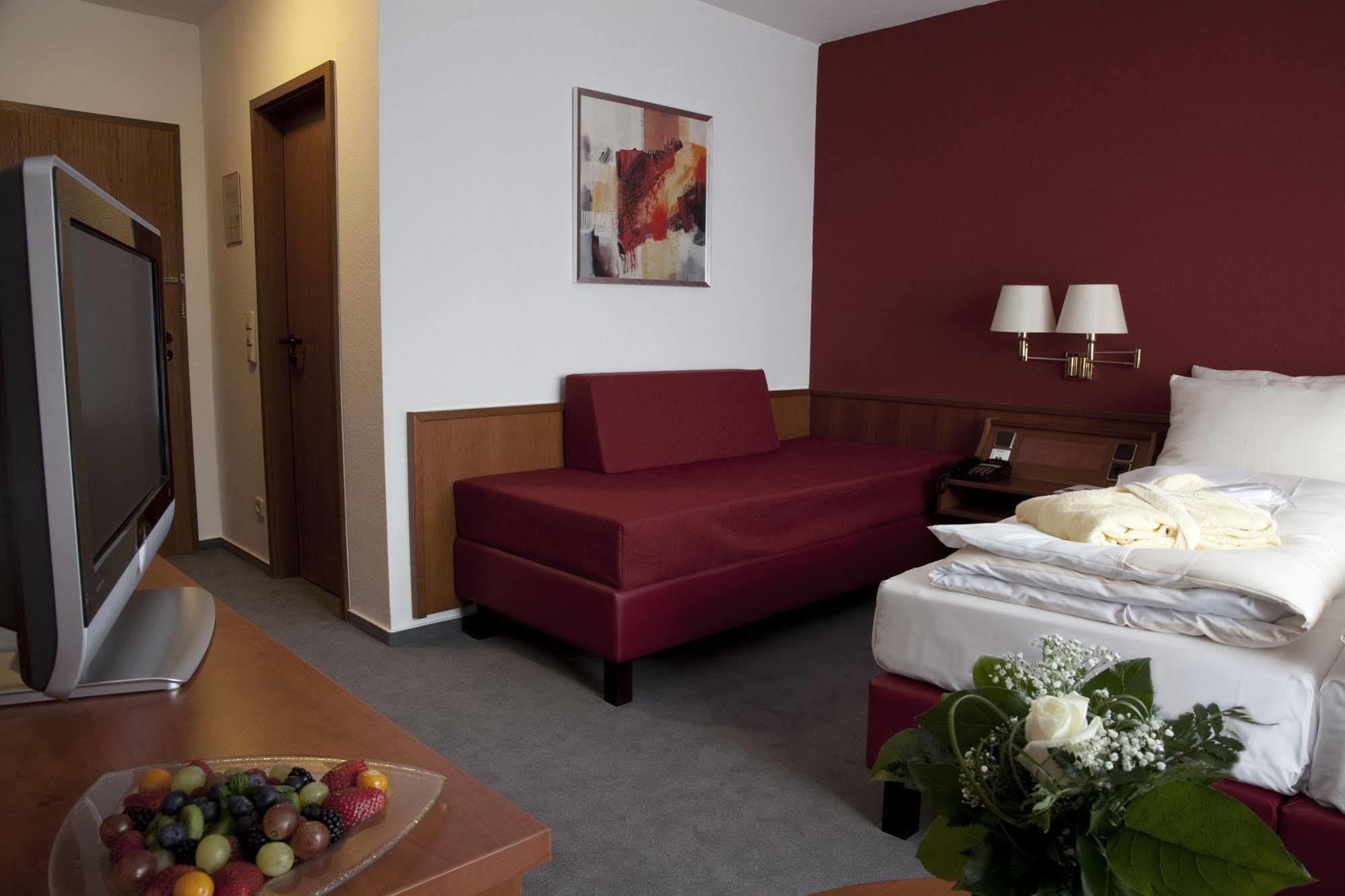Parkhotel Frankfurt-Roedermark رودغاو المظهر الخارجي الصورة